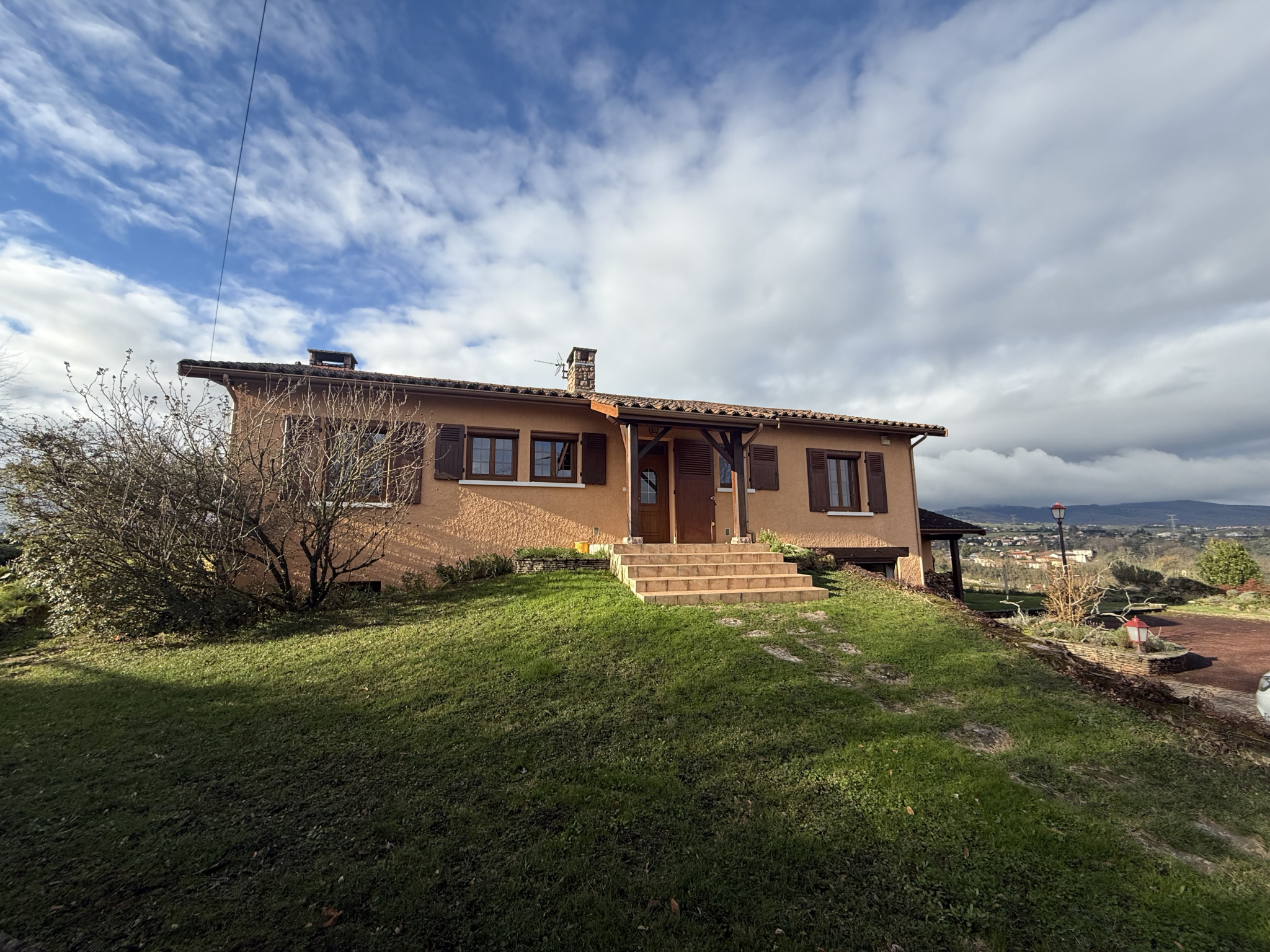 Agence immobilière de OUEST IMMO CONSEILS