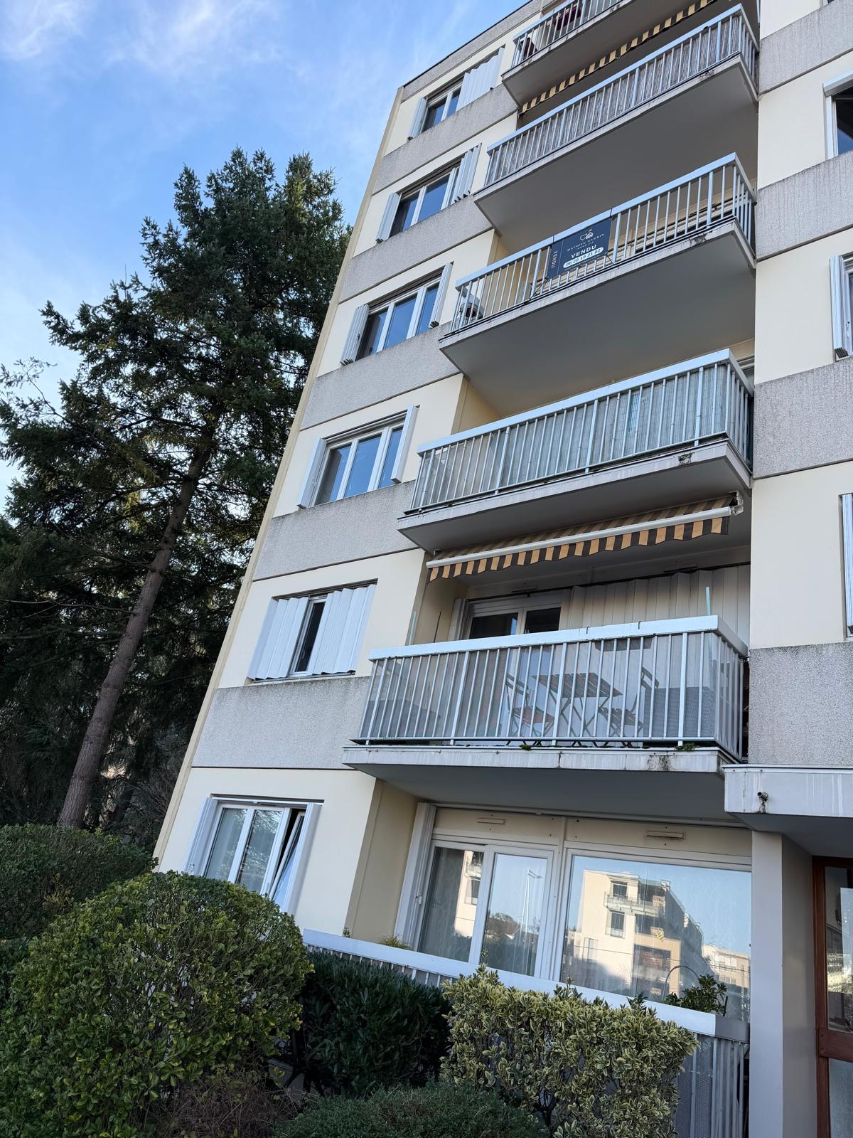 Agence immobilière de OUEST IMMO CONSEILS